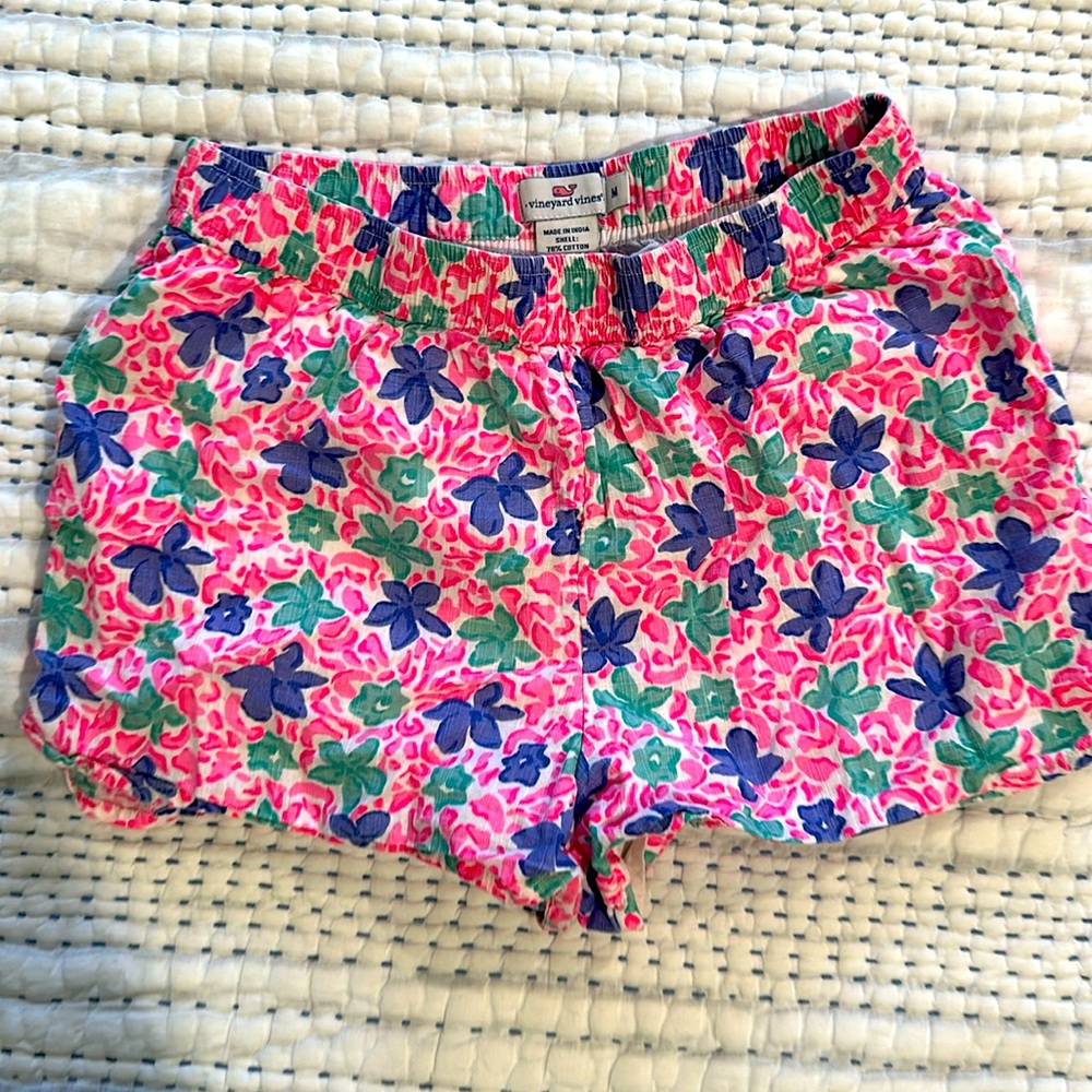 VINEYARD VINES GIRLS TROPICAL LINED SHORT (medium)